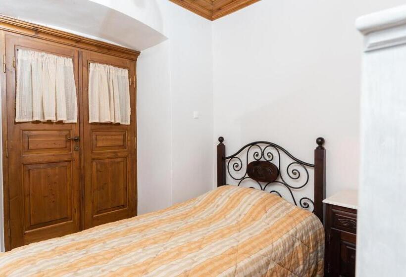Номер Стандарт Трехместный, Kazas Luxury Apartments