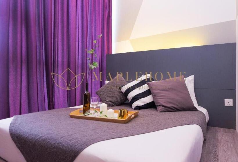 سوئیت پریمیوم 2 خوابه, The Robertson Kuala Lumpur