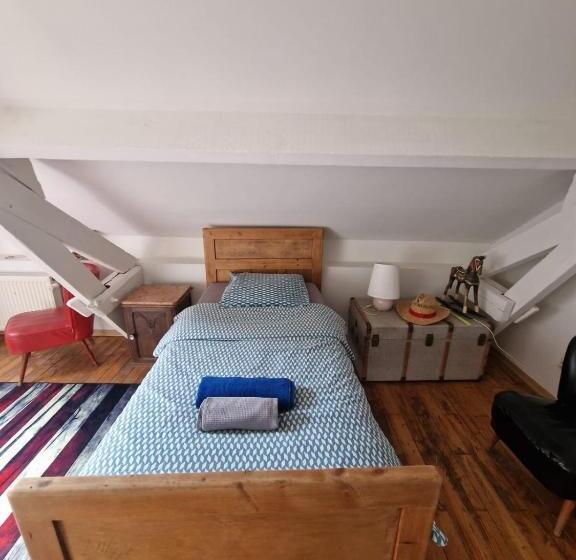 غرفة قياسية ثلاثية, B&b Le Moulin De Fernelmont