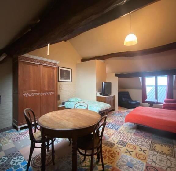 Студия Стандарт, B&b Le Moulin De Fernelmont