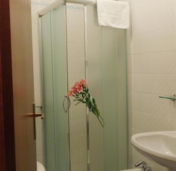 Номер Стандарт, Albergo Alla Posta