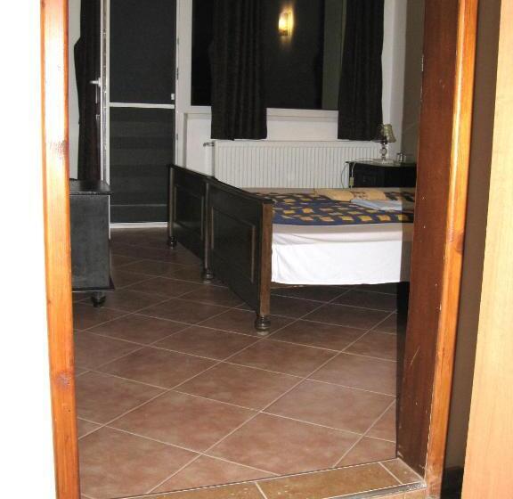 Номер Стандарт Вид на Сад, Guest House Familia