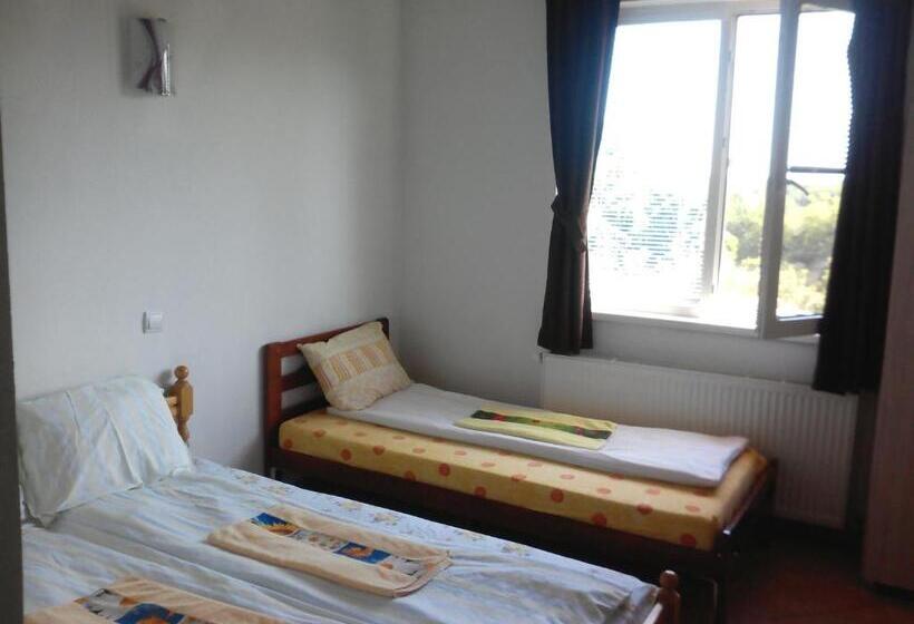 Номер Стандарт, Guest House Familia