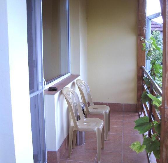 Номер Стандарт с Балконом, Guest House Familia