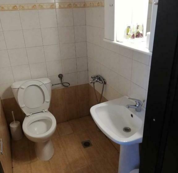 Полулюкс, Guest House Popov