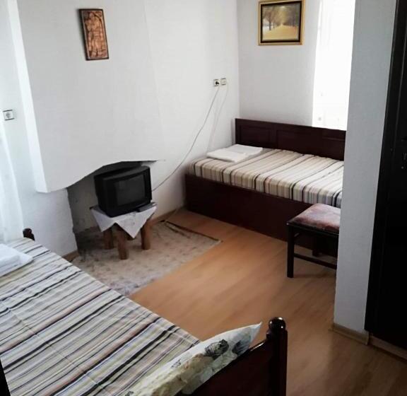 Люкс, Guest House Popov