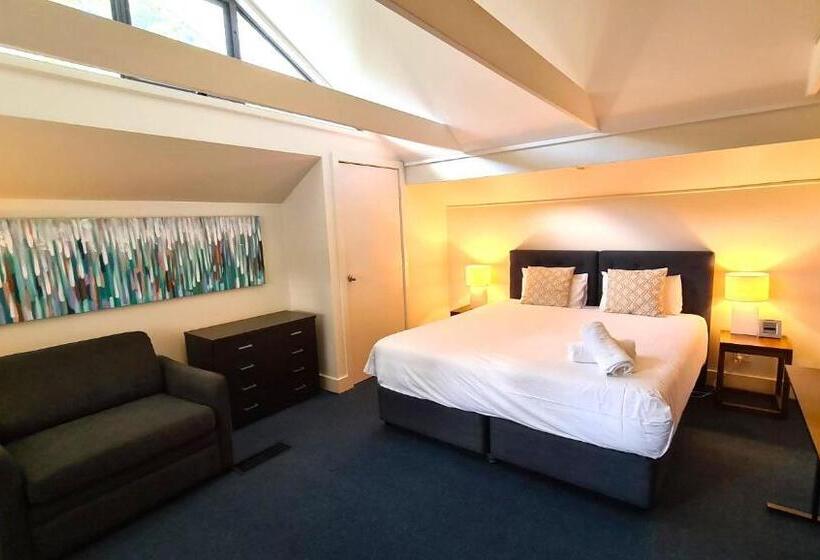 Вилла 1 Спальня, Stay At Raffertys Resort