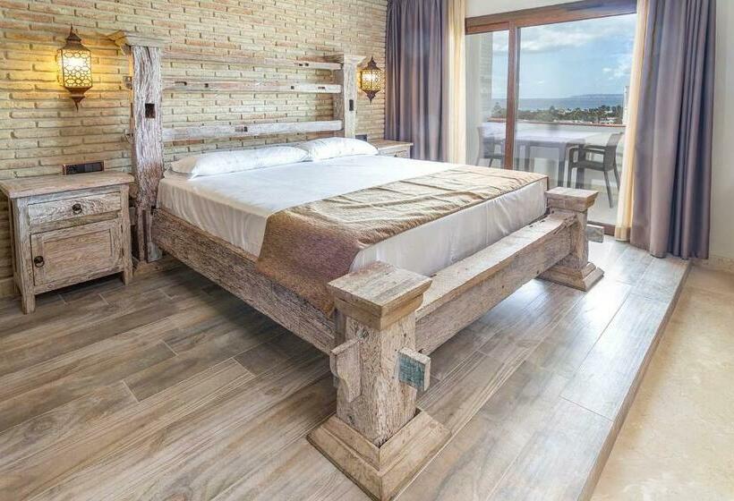 سوئیت جونیور با چشم‌انداز باغ, El Cortijo De Zahara By Qhotels