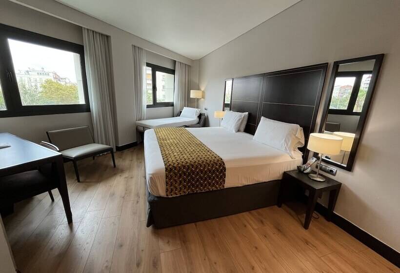 Номер Стандарт, Eurostars Monumental