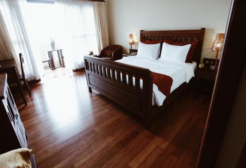 Номер Deluxe, Royal Angkor Resort & Spa