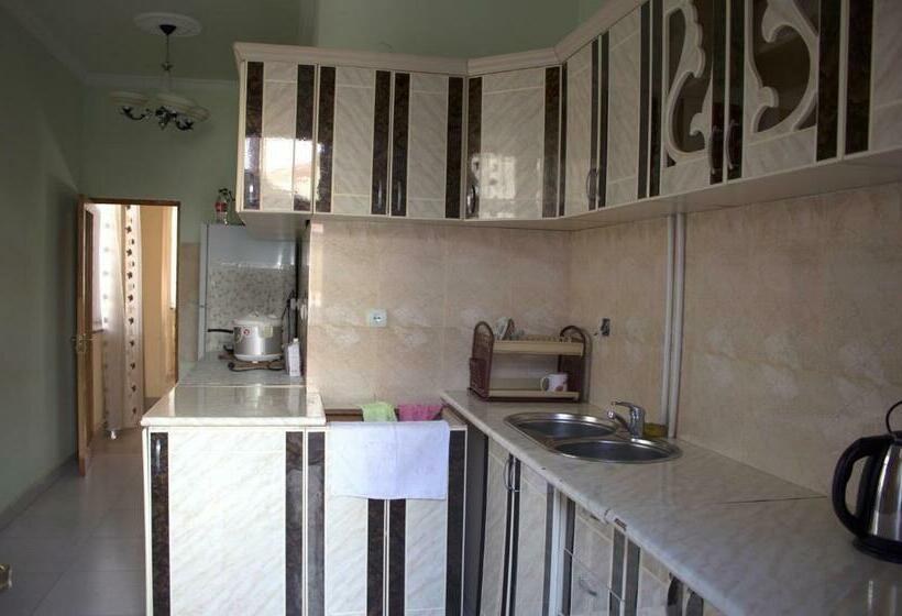Quarto standard, Tatev Shinuhayr