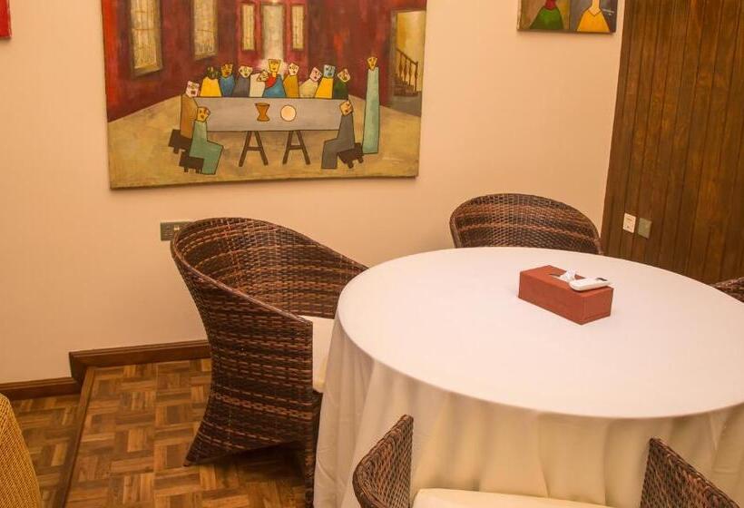Президентский Люкс, Maaha Beach Resort
