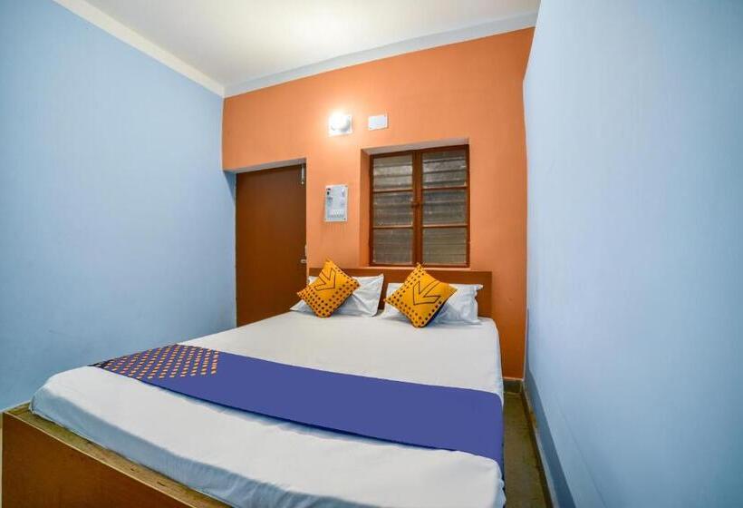 اتاق استاندارد, Spot On Shashi Prabha Palace
