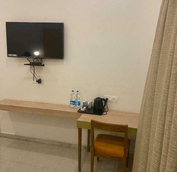 Номер Deluxe, Kenth Hari Resort Dhaulpur By Shrigo Hotels