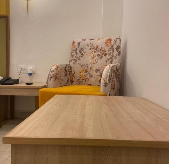 Номер Deluxe, Kenth Hari Resort Dhaulpur By Shrigo Hotels
