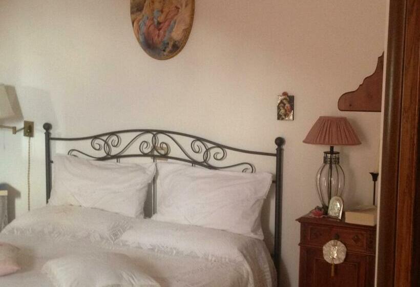 Номер Стандарт с Балконом, La Casa Di Lidia