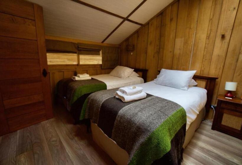 Четырехместный Номер Стандарт, Alto Melimoyu Hotel & Patagonia