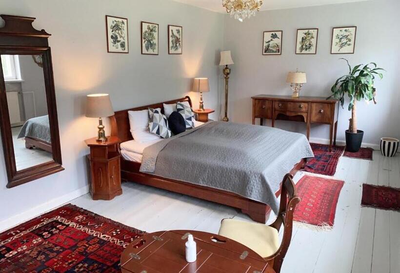 غرفة قياسية مطلّة علي الحديقة, øbjerggaard Bedrooms