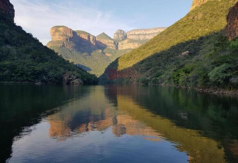 Семейный Номер, Kingfisher Creek Safari Lodge
