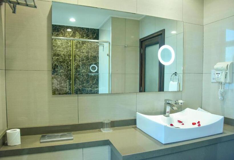 اتاق سوپریور با چشم‌انداز دریا, Harbour View Suites