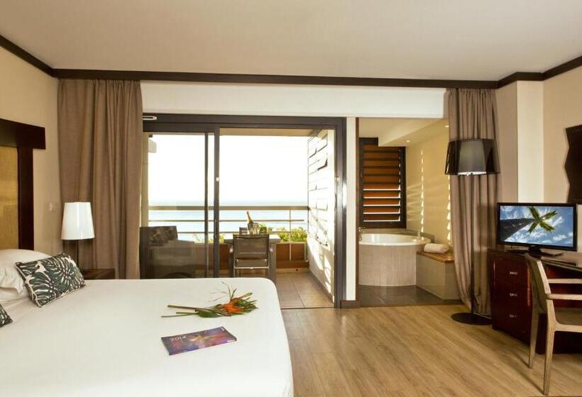 اتاق پرمیوم با چشم‌انداز دریا, Le Tahiti By Pearl Resorts