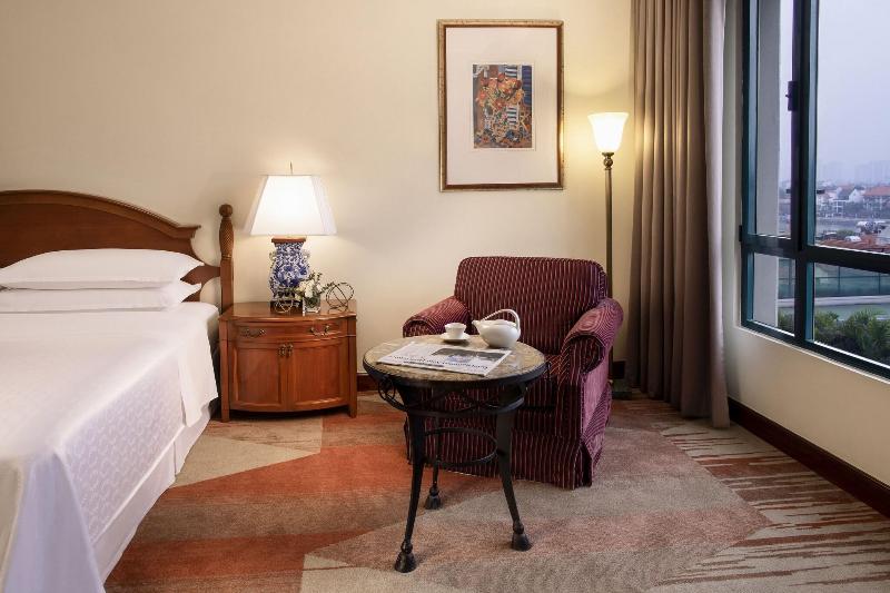 חדר קלאב עם מיטת קינג, Sheraton Hanoi