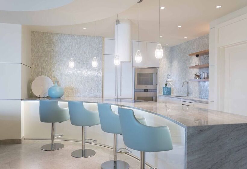سوئیت 2 خوابه, The Ritzcarlton, Grand Cayman
