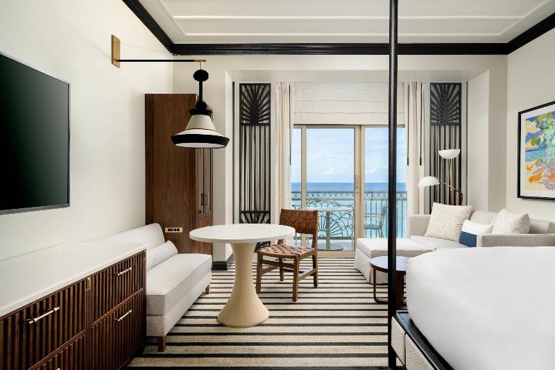 اتاق استاندارد با تخت بزرگ, The Ritzcarlton, Grand Cayman