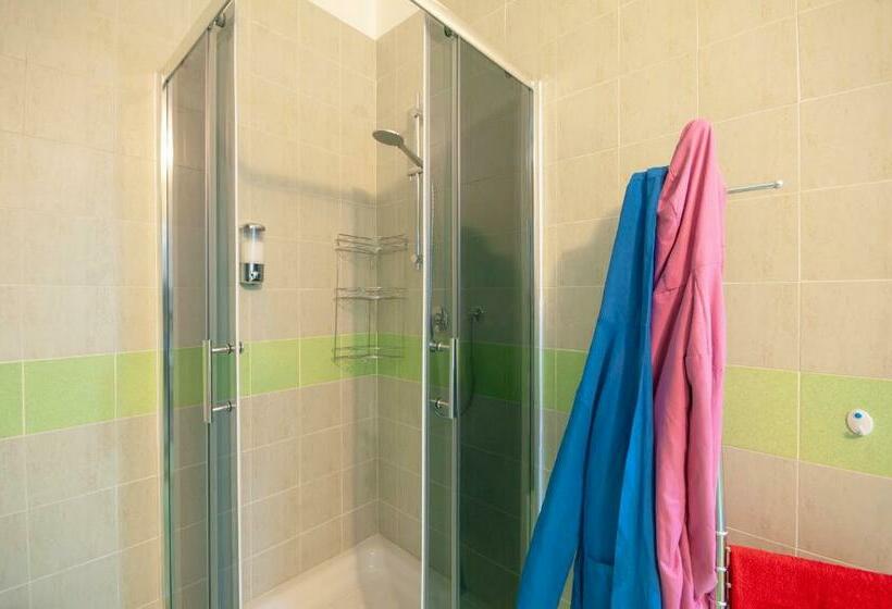 חדר סטנדרט לשלושה, Anna E Augusto B&b