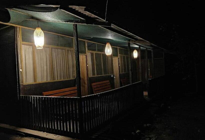 اتاق استاندارد یک نفره, Don Jaime   Hostel