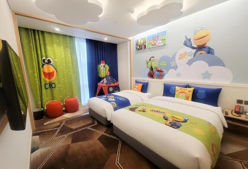 Семейный Номер, Staz Hotel Premier Dongtan