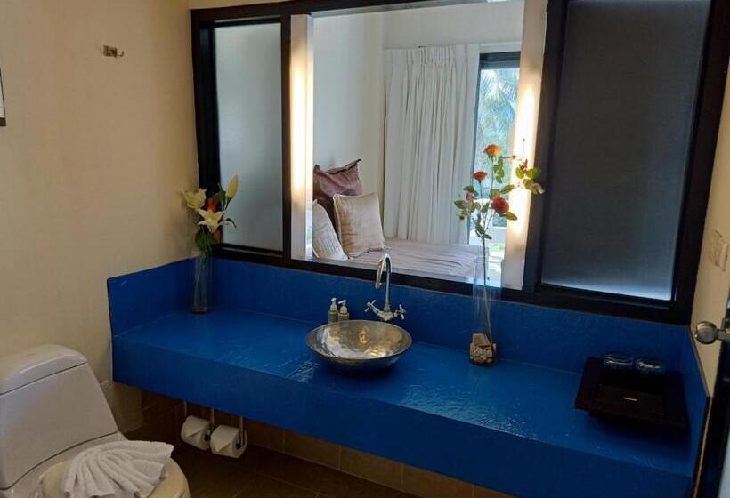 سوییت جونیور, Amarin Samui Hotel   Sha Plus Certified