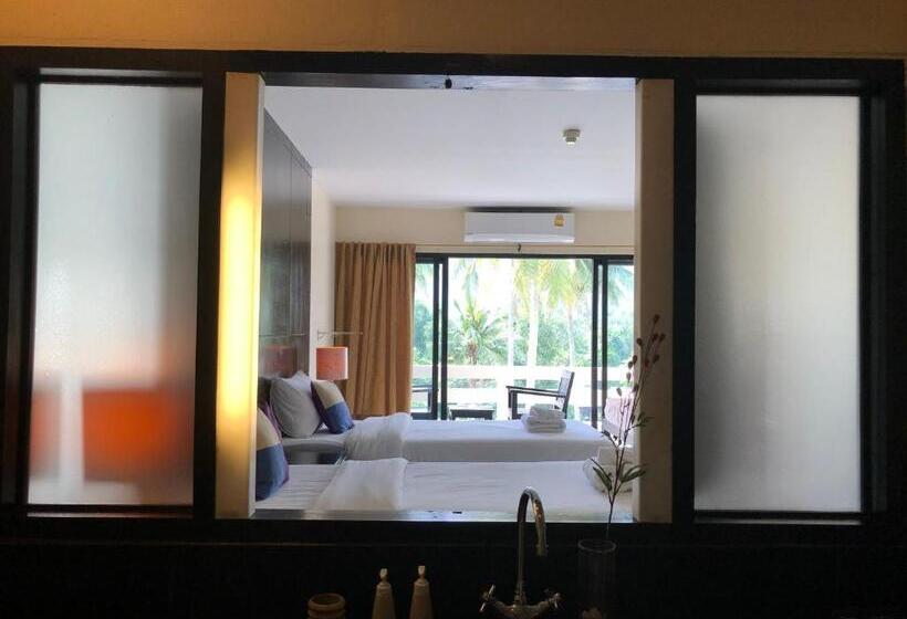 اتاق لوکس با بالکن, Amarin Samui Hotel   Sha Plus Certified