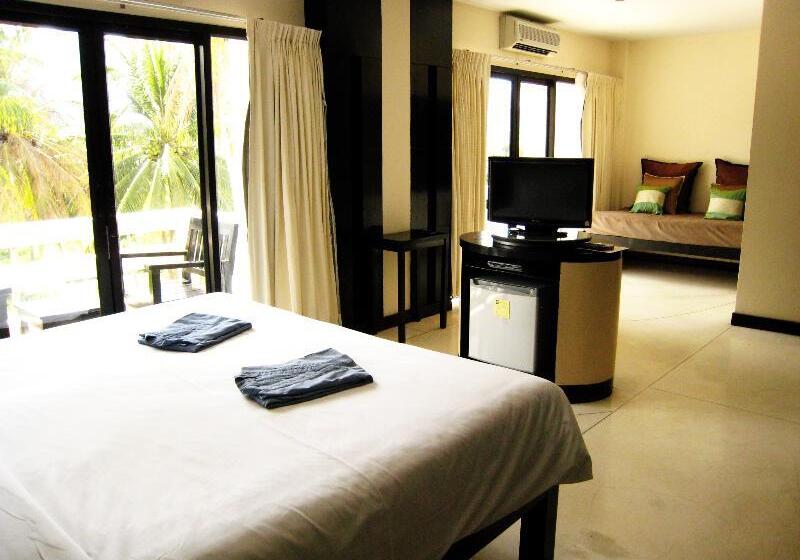 سوییت جونیور, Amarin Samui Hotel   Sha Plus Certified