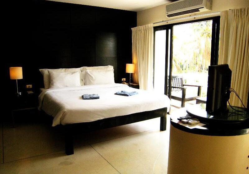 سوییت جونیور, Amarin Samui Hotel   Sha Plus Certified