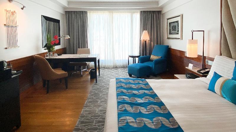 اتاق لوکس با چشم‌انداز دریا, Intercontinental Marine Drive Mumbai, An Ihg