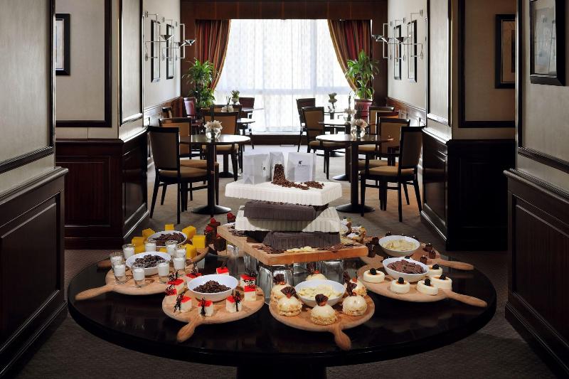 اتاق اجرایی با تخت بزرگ, Jw Marriott Hotel Kuwait City
