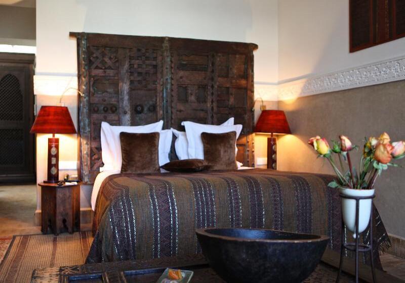Suite with Terrace, La Villa Des Orangers   Relais & Châteaux
