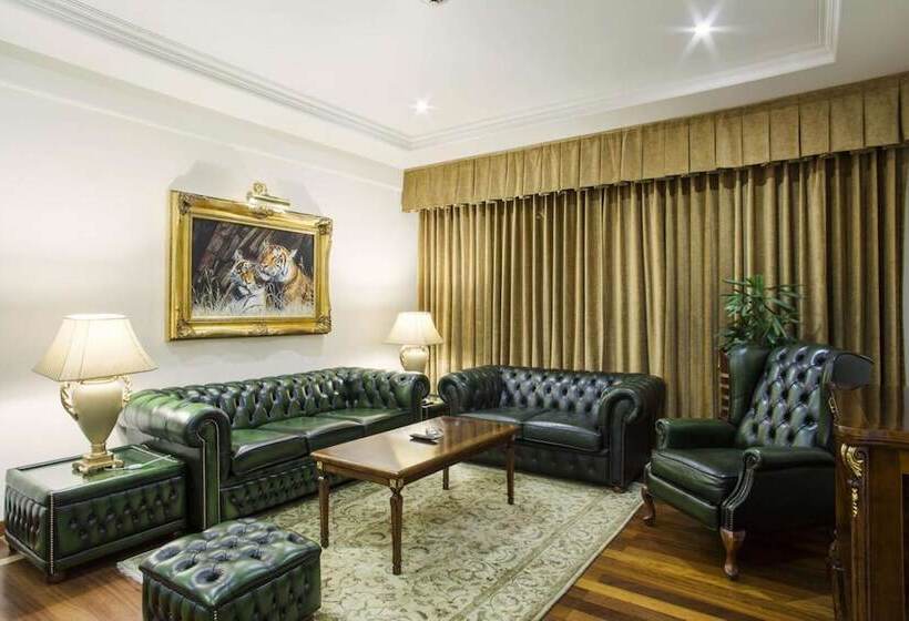سوییت لوکس, Radisson Hotel Jalandhar