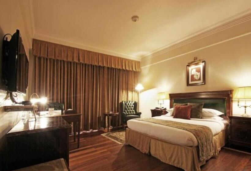 اتاق کلاب, Radisson Hotel Jalandhar