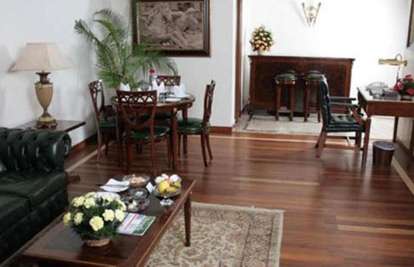 سوییت لوکس, Radisson Hotel Jalandhar