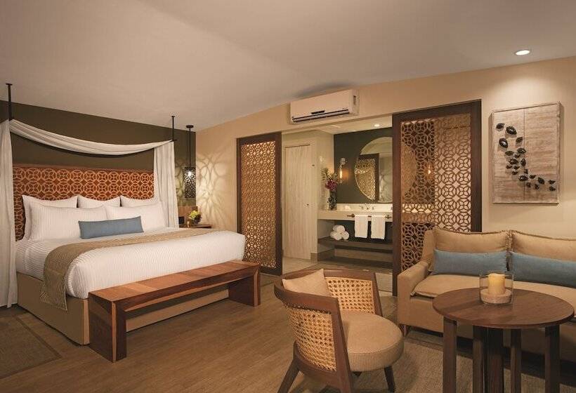 بانگلوی استاندارد, Secrets Papagayo All Inclusive   Adults Only