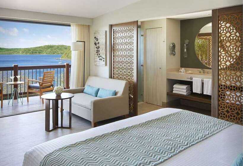 بانگلوی استاندارد, Secrets Papagayo All Inclusive   Adults Only