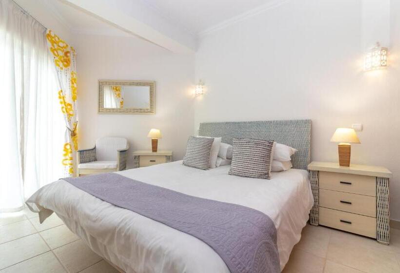 Апартаменты 3 Спальни, Vila Castelo Parque