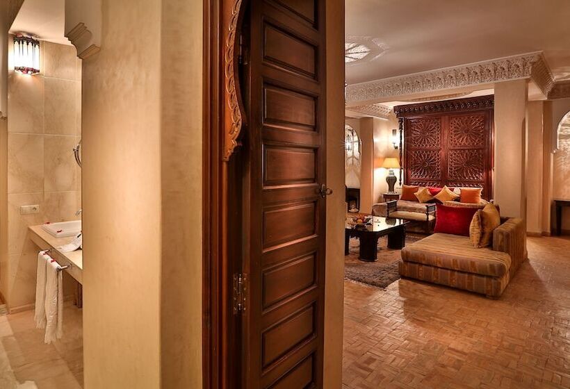 سوئیت رویال, Riad Kniza