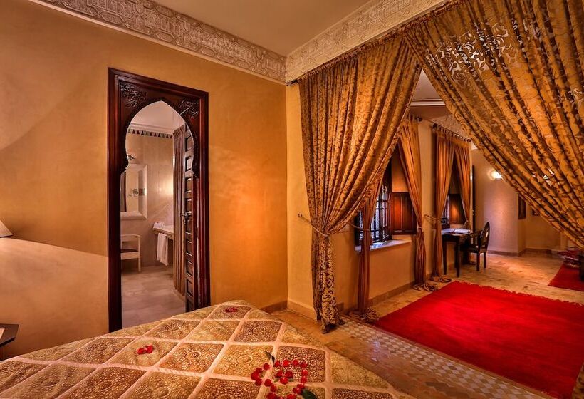 سوئیت سینیور, Riad Kniza