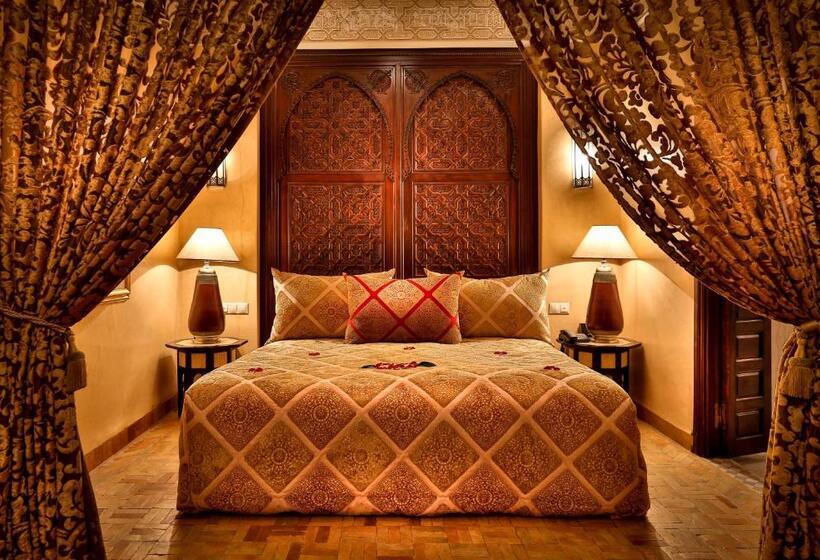 سوئیت سینیور, Riad Kniza