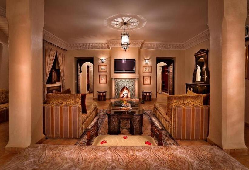سوئیت رویال, Riad Kniza