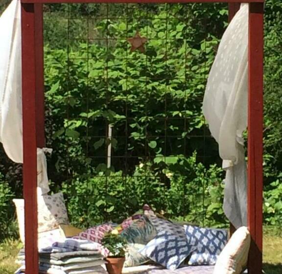 标准间, Swedish Idyll