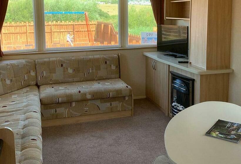Дом 2 Спальни, Fishguard Holiday Park
